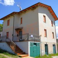 Doppio appartamento Branca(Gubbio)