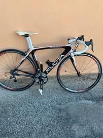 Bici da corsa in carbonio