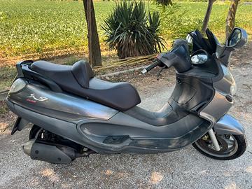 Scooter Piaggio X9 200