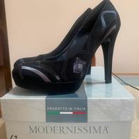 Scarpa con tacco alto -Décolleté