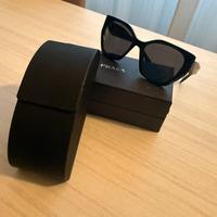 Occhiali da sole Prada