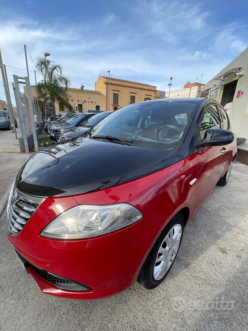 Lancia Ypsilon 2012 photo 2