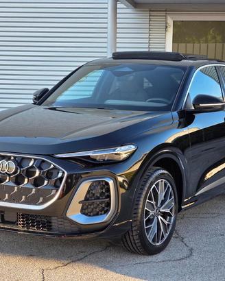 AUDI Q5 Sportback NEW 2.0 Tdi Q. 204cv S-tr. S.l
