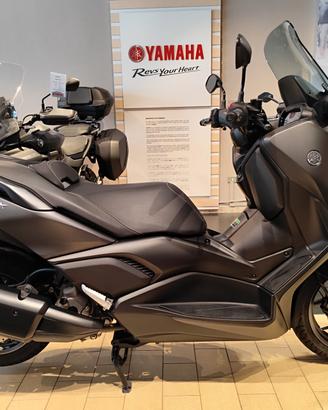 Yamaha X-Max 300