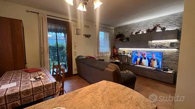 Porzione di quadrivilla a 2 passi dal centro