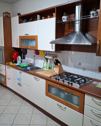 Cucina Lube