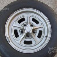 Ruote complete CROMODORA FIAT 130 berlina/coup