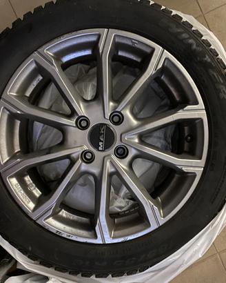 Cerchi in lega con gomme Pirelli Winter invernali