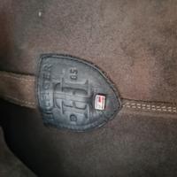 stivali nuovi indossati una sola volta 