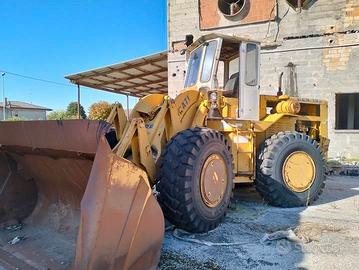 pala con motore Caterpillar 