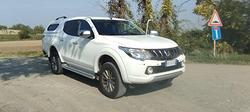 MITSUBISHI L200 2.4 DI-D/181CV Club Cab Intense