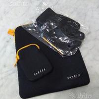 Custodia tablet + custodia piccola + guanti