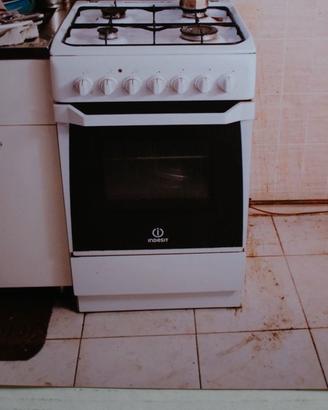 cucina a gas con forno