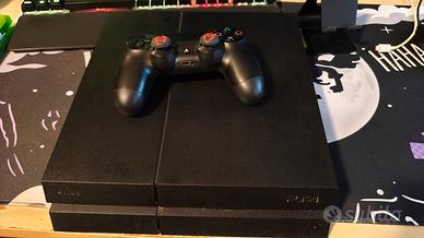 PS4 500GB+CONTROLLER 
