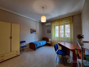 BORGO (ZONA) - camera singola a studentessa