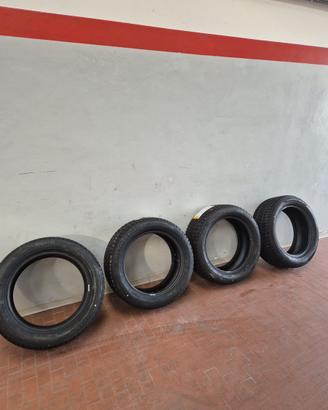 Gomme Bmw invernali pirelli 245/50R18