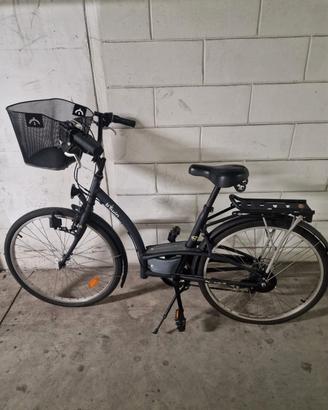 bicicletta  Btwin donna ottime  condizioni 
