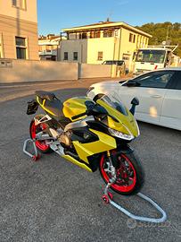 Aprilia Rs 660