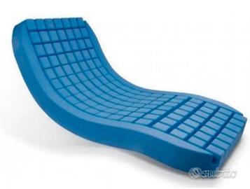Materasso antidecubito con copertura plastificata