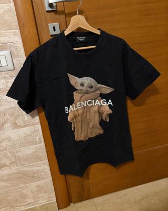T-shirt Maglietta nera Balenciaga Baby Yoda