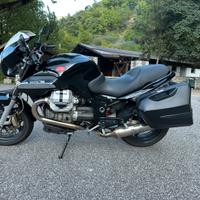 Moto Guzzi 1200 sport nera