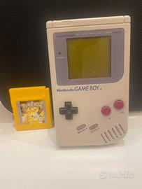 Game boy primo modello e pokemon