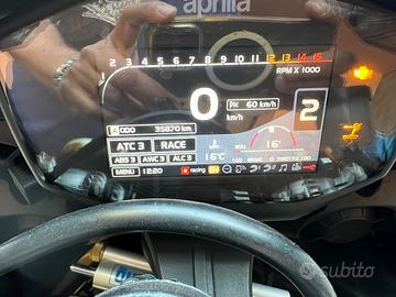 Aprilia RSV4 1000 RF 2017