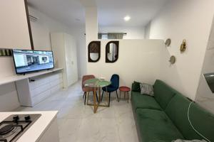 Bilocale arredato sul corso cod. na003