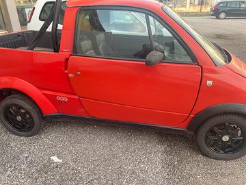 Vettura senza patente.