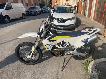 Husqvarna 701  enduro