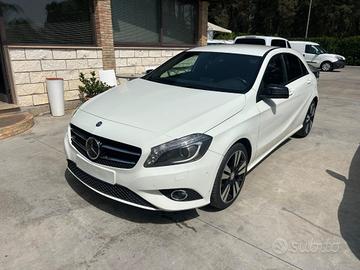 MERCEDES-BENZ A 200 CDI Automatic Sport