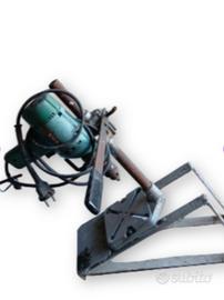 trapano a colonna con supporti