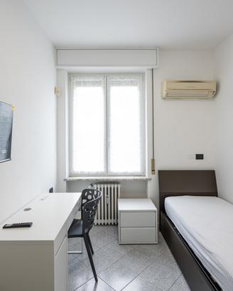 Stanza in appartamento a Milano