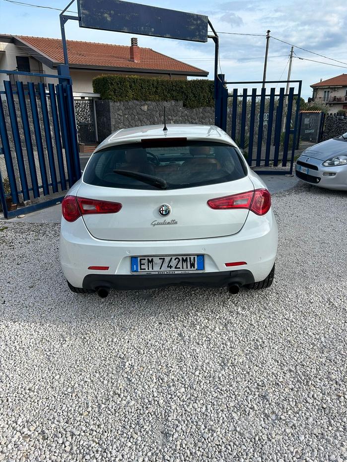 Alfa Romeo Giulietta (2010-21)