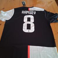 Maglia juve firmata ramsey
