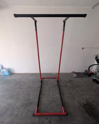Stazione per trazioni e dip, regolabile, freestand