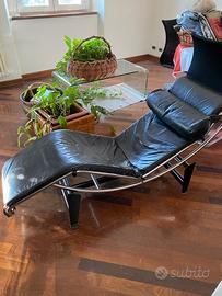 Chaise Longue in stile Le Corbusier