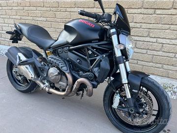 DUCATI Monster 821 ABS Dark