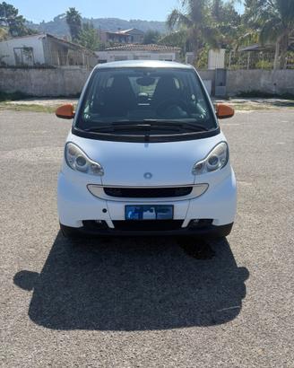 Smart FORTWO 1000c anno 2011 benzina