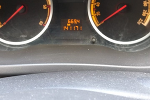 Opel corsa 1.3 diesel --- prezzo trattabile