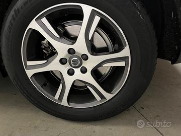 Volvo xc60 Cerchi+Gomme