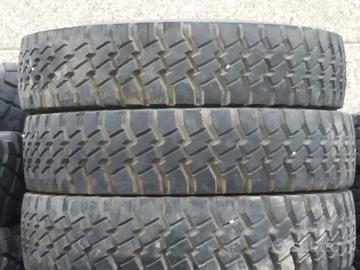 Gomme 11.00 R 20