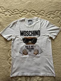 Tshirt Moschino