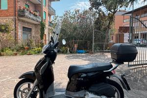 Aprilia scarabeo 125 ie