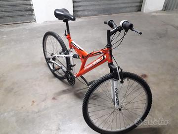 Bicicletta mtb 26''