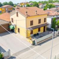 CASA INDIPENDENTE A CASTELNOVO DI SOTTO