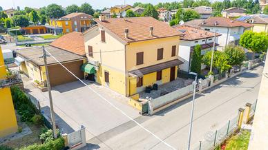 CASA INDIPENDENTE A CASTELNOVO DI SOTTO