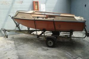 Barca con motore 15 cv