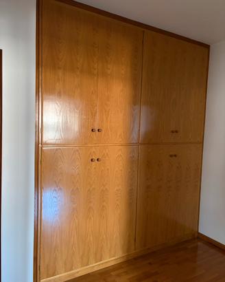 Armadio a muro in Rovere