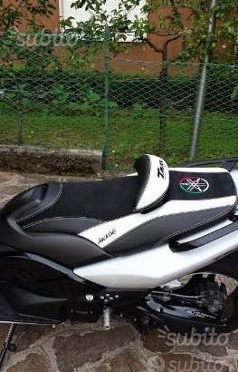 Rivestimento sella cover seat YAMAHA TMAX 2012_26